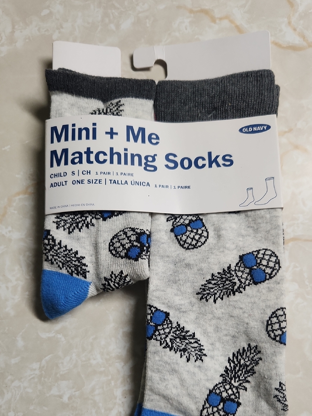 Old Navy Pineapple Pattern Gray & Blue Crew Socks Matching Mini Me Dad Kid New